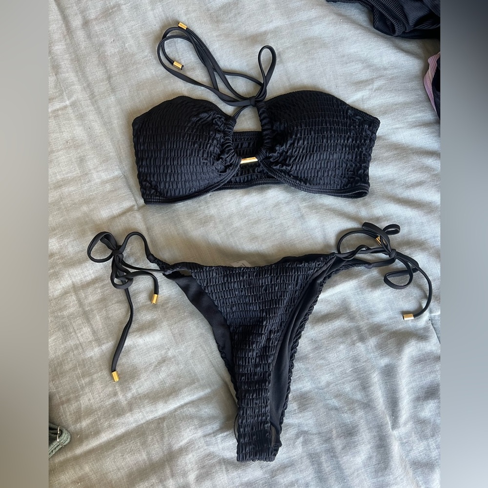 black textured shein bikini, women’s size L *FINAL SALE*